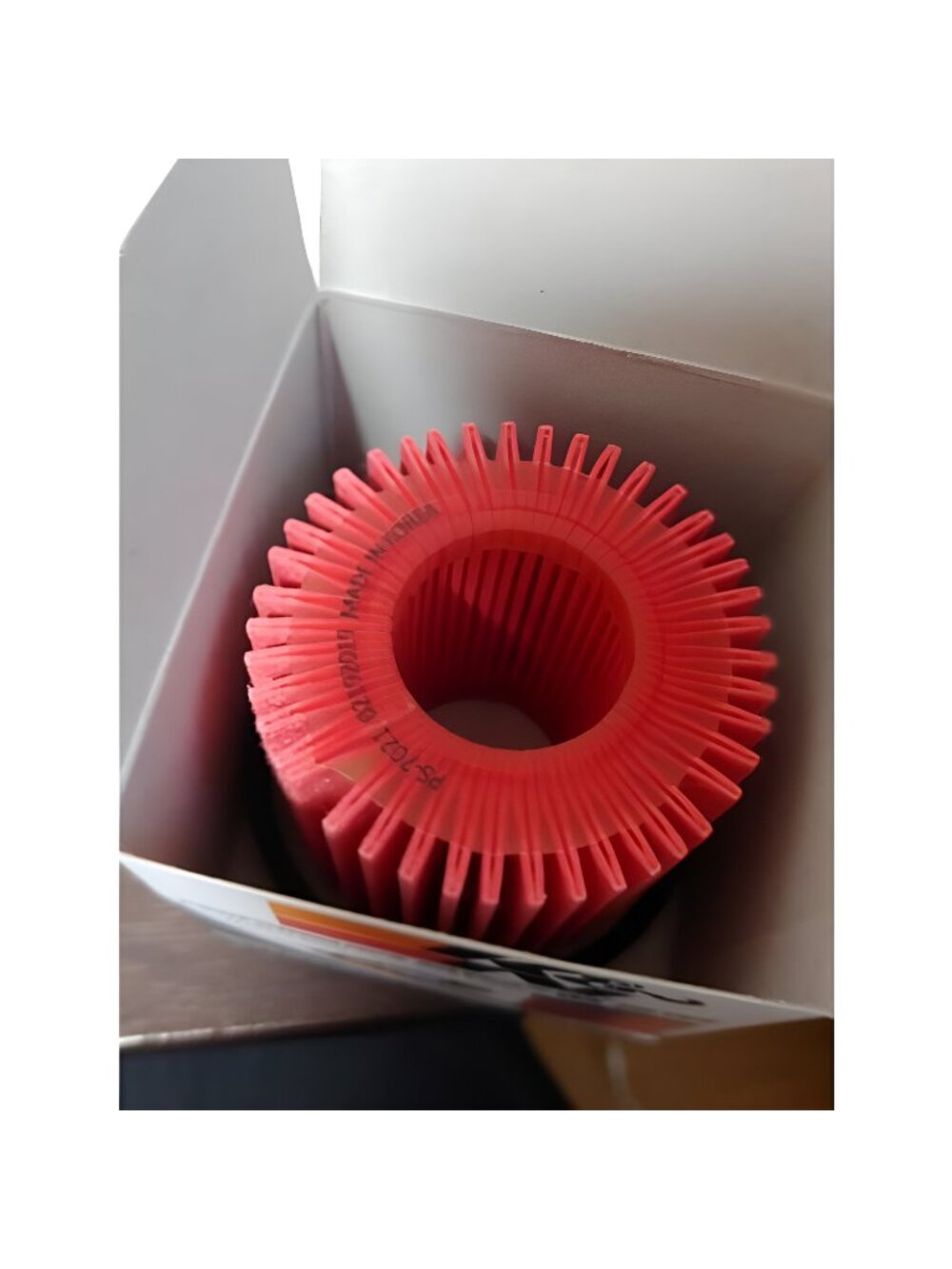 Premium Oil Filter: Designed to Protect your Engine
